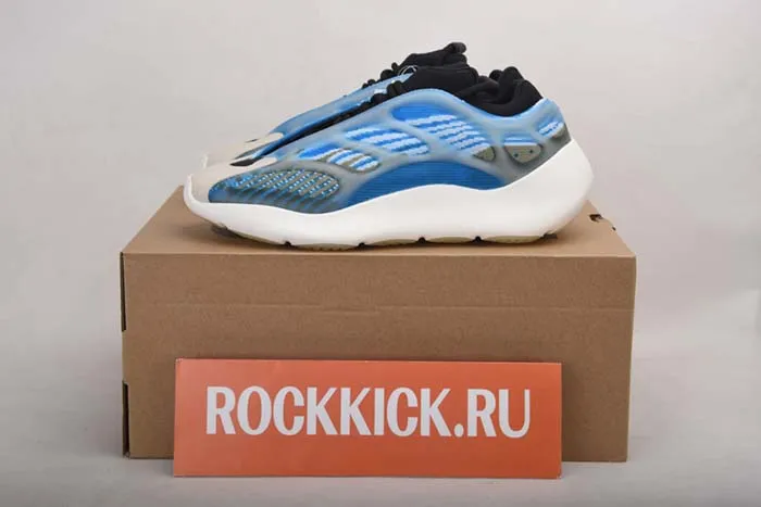 Yeezy Boost 700V3 G54850