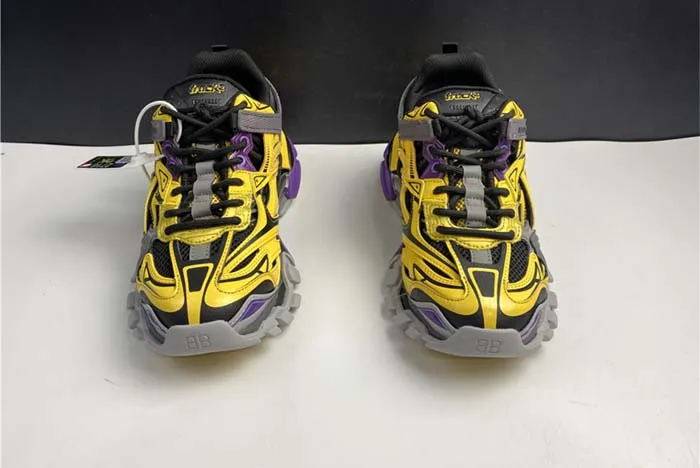 Ba*len*cia*ga led track yellow purple