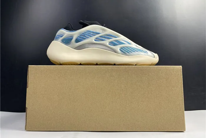 Yeezy 700 V3 KYANITE GY0260