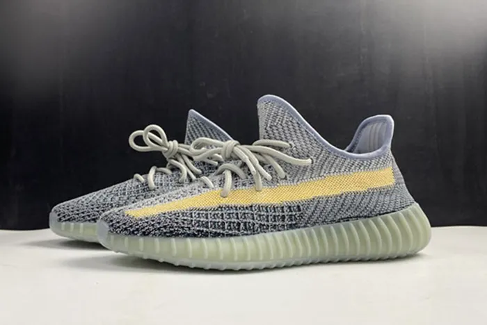 Yeezy Boost 350 V2 GY7657