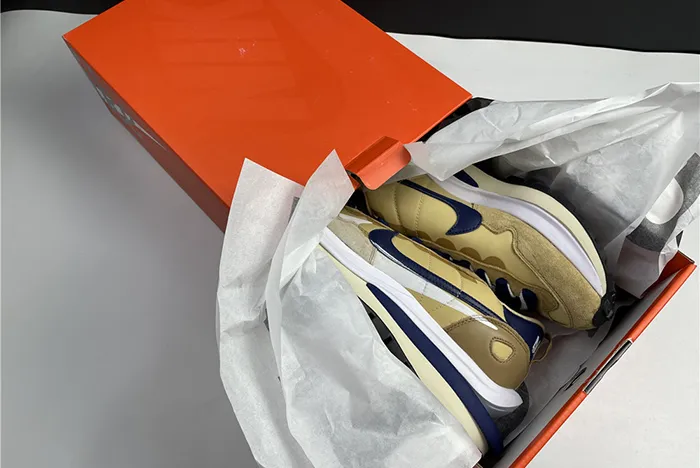 Nike x Sacai VaporWaffle Sesame Blue Void DD1875-200