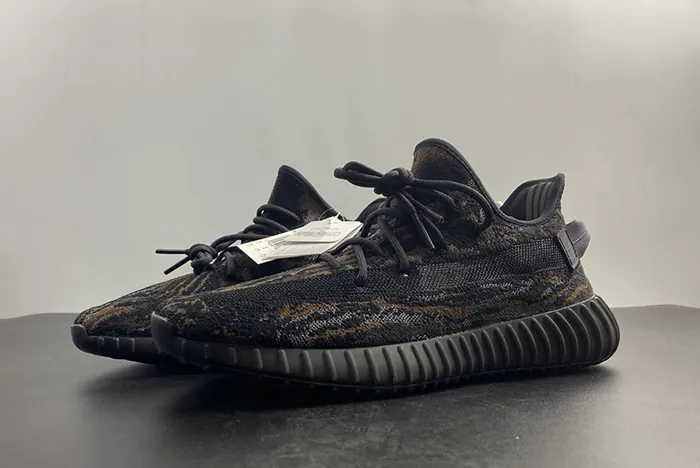 Adidas Yeezy Boost 350 V2 Core Black GW3774