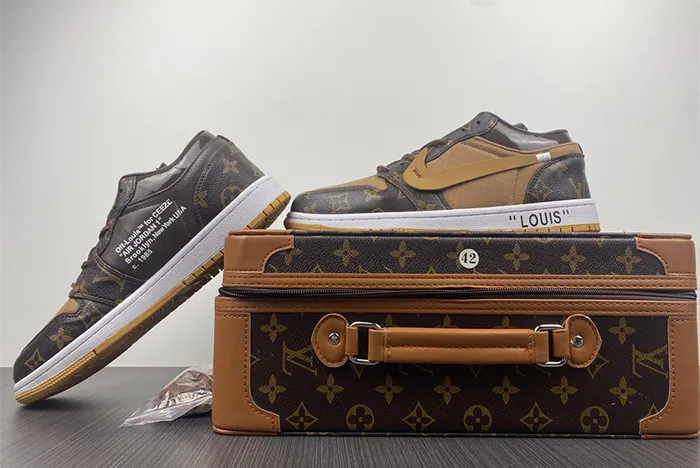 OFF-WHITE x Air Jordan 1 Low Top 554724-555