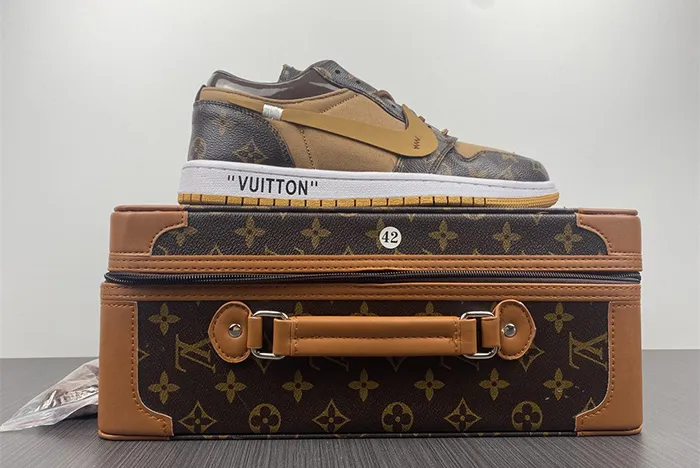 OFF-WHITE x Air Jordan 1 Low Top 554724-555
