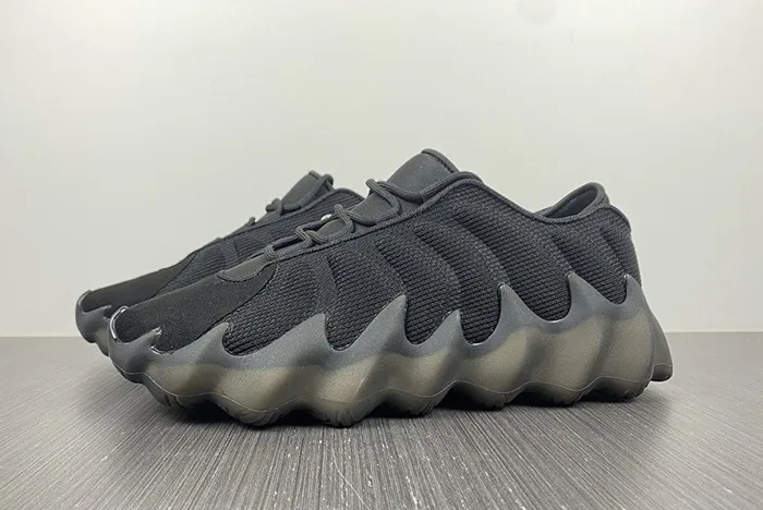 adidas Yeezy 400 Boost Dark H68032