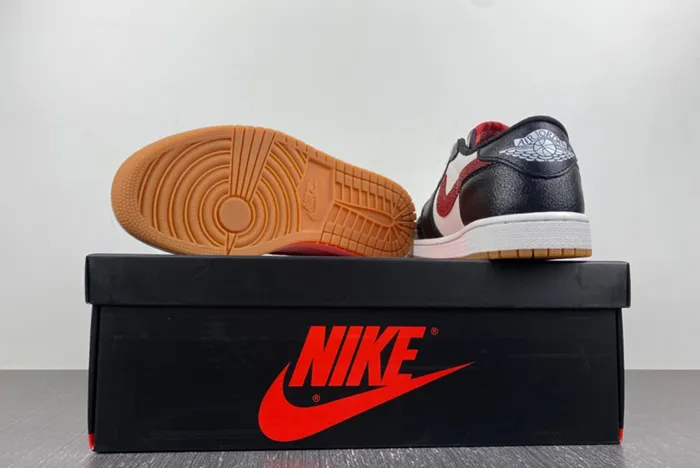 Air Jordan 1 Low DZ0798-108