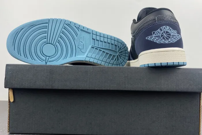 Air Jordan 1 Low FJ5478-010