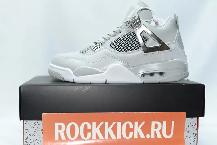 Air Jordan 4 WMNS Frozen Moments AQ9129-001