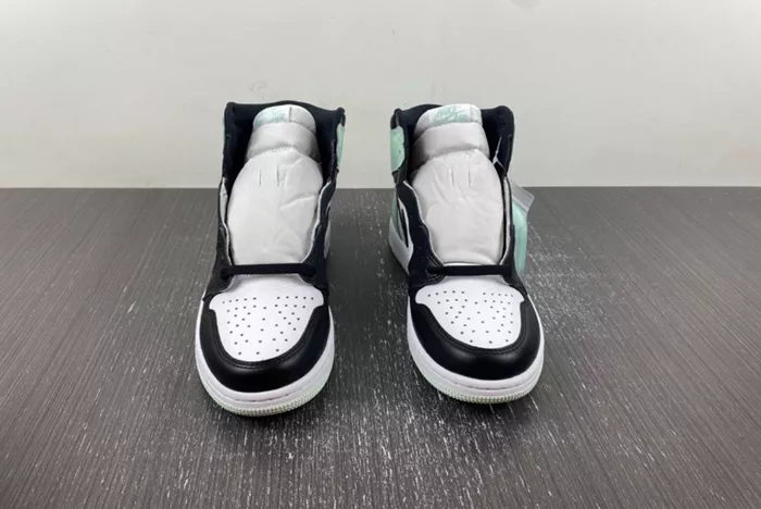 NIKE AIR JORDAN 1 RETRO HIGH OG NRG