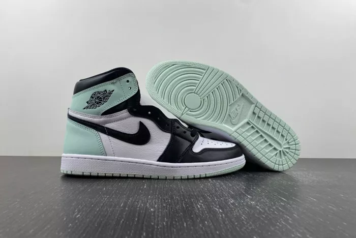 NIKE AIR JORDAN 1 RETRO HIGH OG NRG