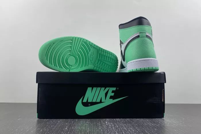 Air Jordan 1 High OG Green Glow DZ5485-130