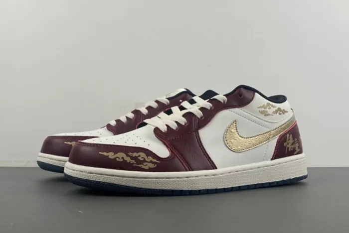 Travis Scott x Air Jordan 1 FJ5735-100