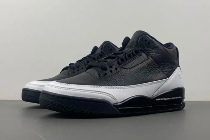 Fragment Design x Air Jordan 3 DA3595-100-1